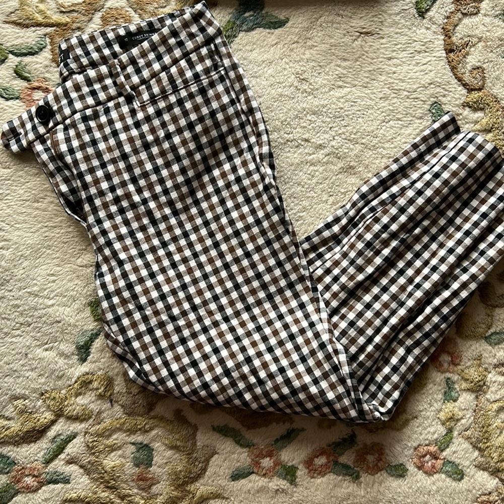 Loft curvy dress pant in plaid.